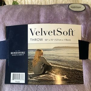 Berkshire Blanket & Home Co. Velvet Throw Purple Lavendar